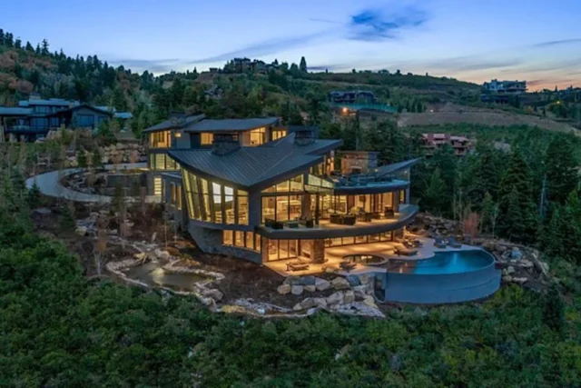Why Deer Valley Villa Rentals Are Becoming the Go-To Pick for Mountain Weddings