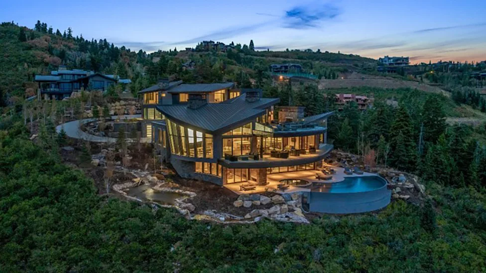 Why Deer Valley Villa Rentals Are Becoming the Go-To Pick for Mountain Weddings