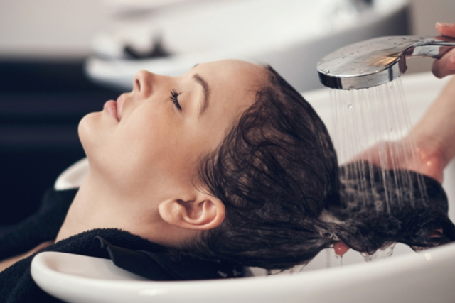 Hot Water and Hair Health: Can Your Shower Temperature Affect Hair Loss?