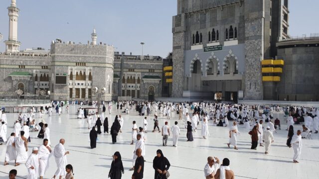 What Factors Affect the Cost of an Umrah Package?
