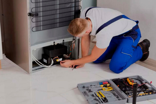Key Signs Your Refrigerator May Need Professional Attention
